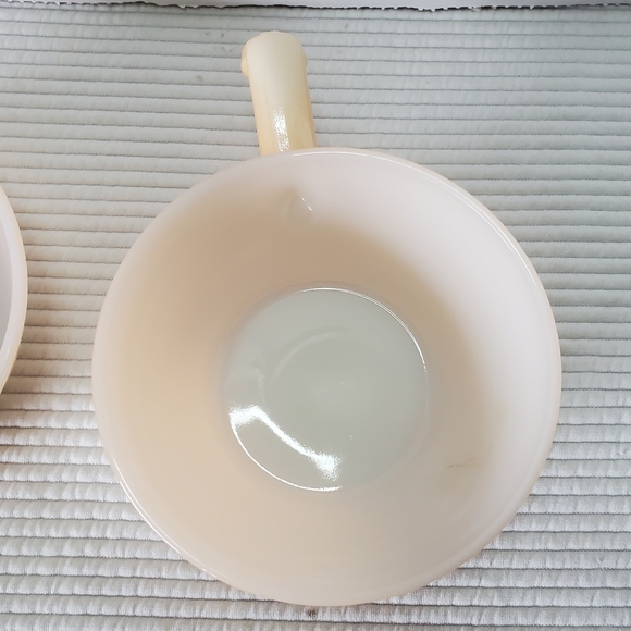 2 Fire King Dishes Bowls Vintage Small 5" Peach Lusterware Soup Anchor Hocking - Picture 5 of 10